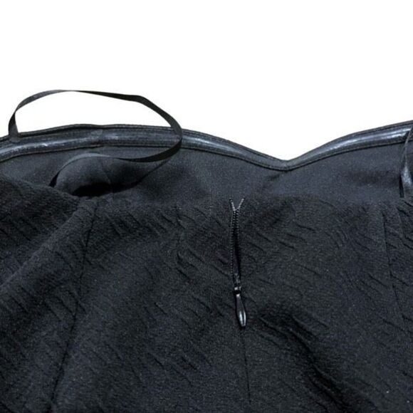 Forever 21 Black Strapless Textured Cutout Dress Women’s Small - Picture 5 of 7